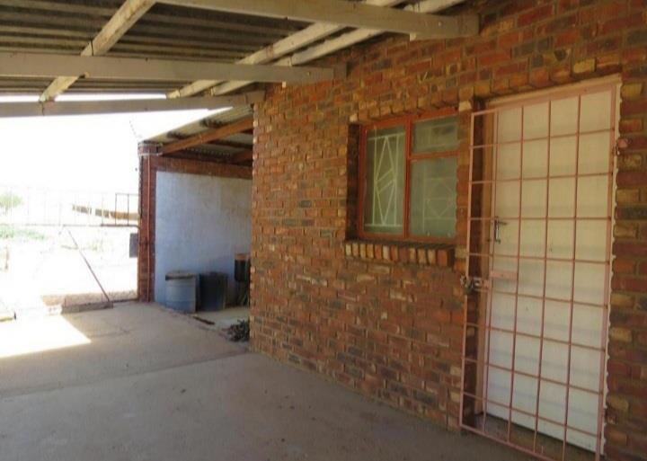 4 Bedroom Property for Sale in Kakamas Northern Cape